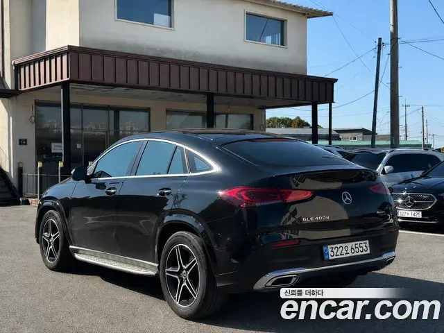 Mercedes-Benz GLE-Class 2021 — Фото 2/12