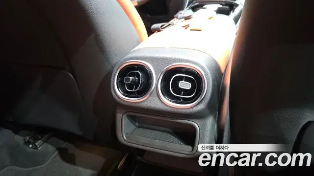 Mercedes-Benz GLC-Class 2026 — ფოტო 6/40