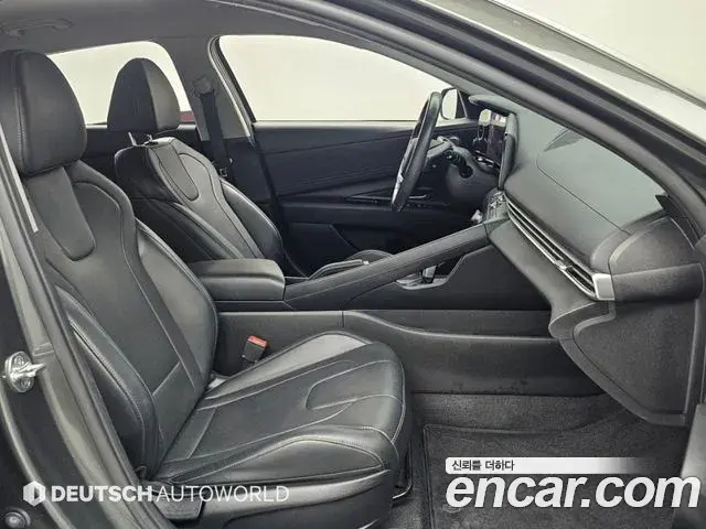 Hyundai Avante 2021 — Photo 15/20
