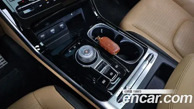 Kia Carnival 2021 — Фото 9/20