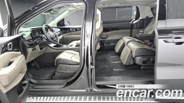 Kia Carnival 2024 — Şəkil 11/20