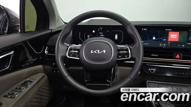 Kia Carnival 2024 — Şəkil 12/20