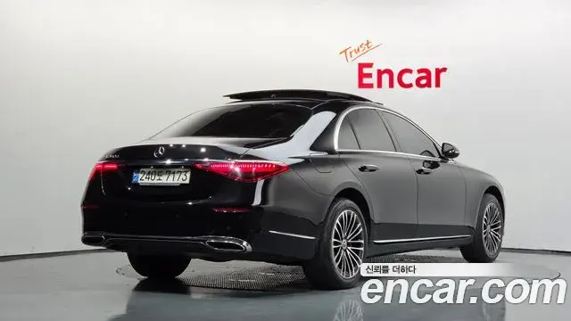 Mercedes-Benz S-Class 2022 — ფოტო 29/34