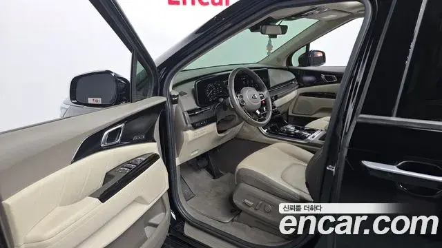 Kia Carnival 2021 — Photo 10/20
