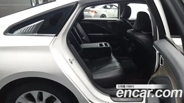 Kia K8 2021 — Photo 11/20