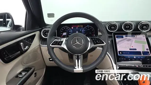 Mercedes-Benz C-Class 2025 — ფოტო 12/20