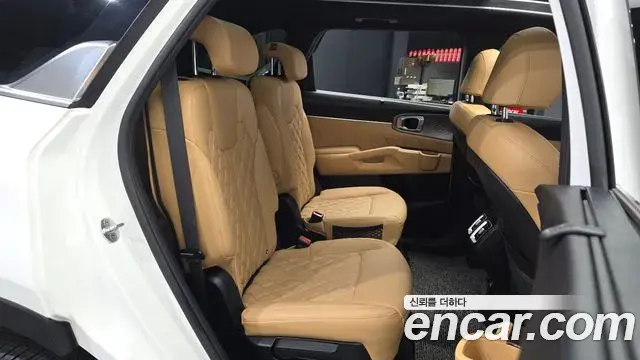 Kia Sorento 2021 — Фото 12/20