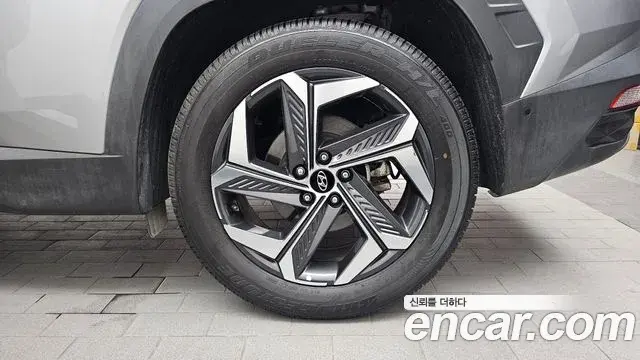 Hyundai The New Tucson 2022 — Фото 5/20