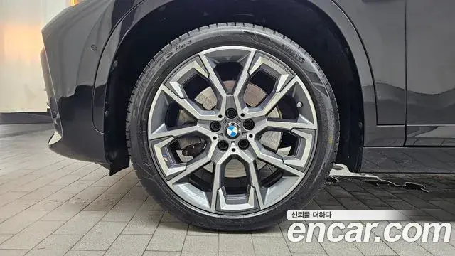 BMW X1 2022 — Фото 5/20