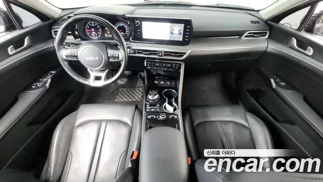Kia K5 2022 — Şəkil 7/20