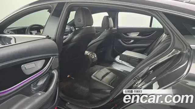 Mercedes-Benz AMG GT 2021 — Photo 12/20