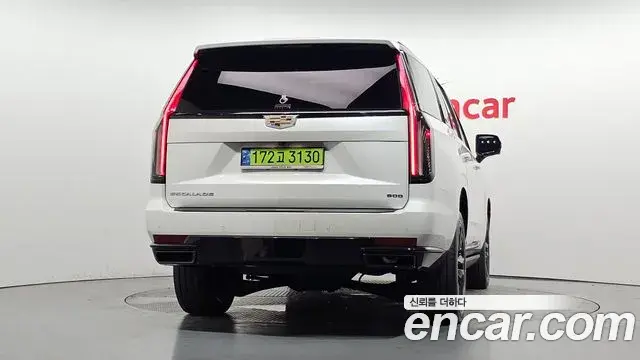 Cadillac Escalade 2021 — Photo 4/20