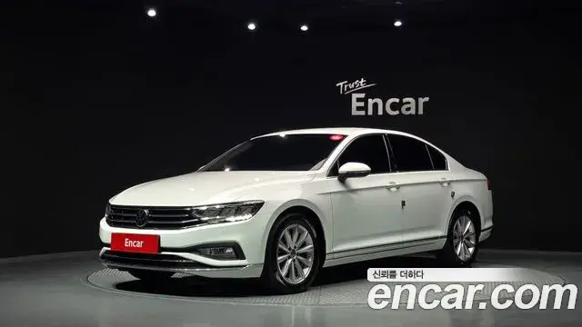 Volkswagen Passat GT 2021 — Фото 1/20
