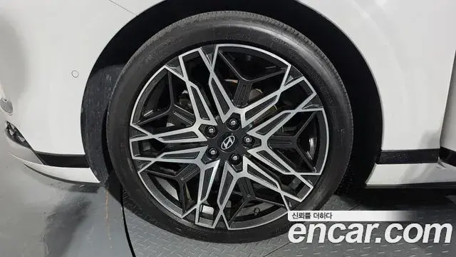 Hyundai Grandeur 2023 — Photo 5/20