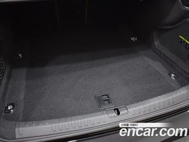 Audi A6 2023 — Фото 15/20
