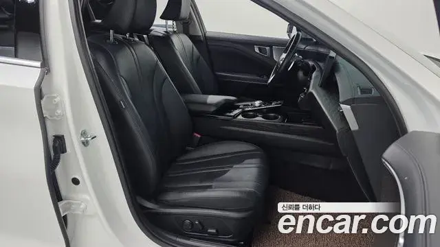 Kia K8 2022 — Photo 11/20