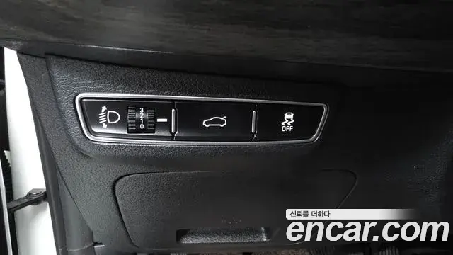 Kia K8 2022 — Photo 18/20