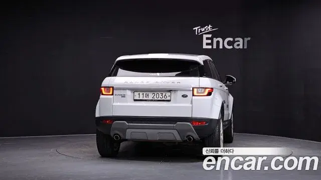 Land Rover Range Rover Evoque 2018 — Photo 9/34