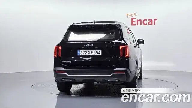 Kia Sorento 2024 — Photo 2/35