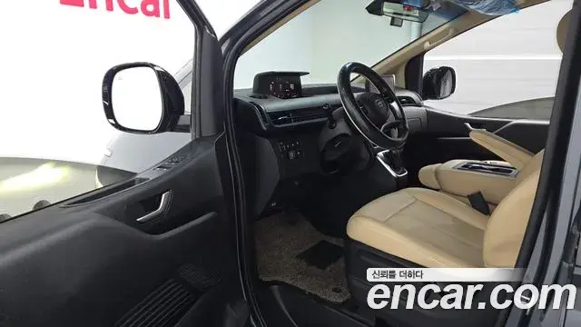 Hyundai Staria 2022 — Şəkil 10/20