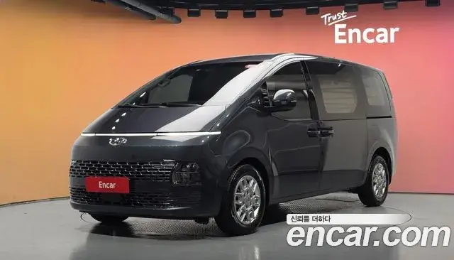 Hyundai Staria 2022 — Şəkil 1/20