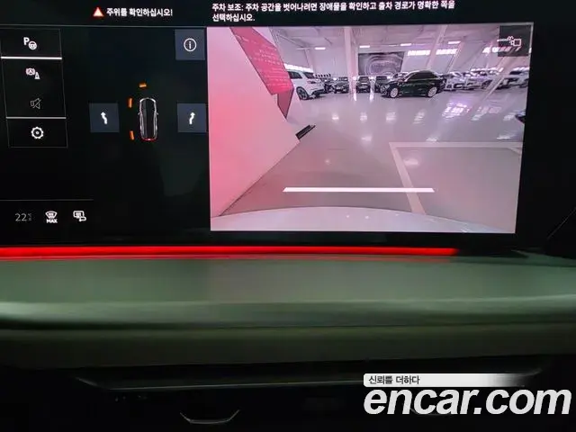 Audi Q5 2025 — Фото 13/18