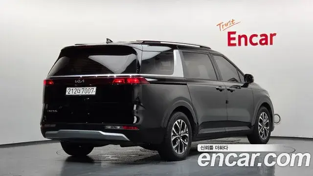 Kia Carnival 2021 — Şəkil 2/20