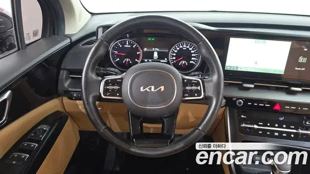 Kia Carnival 2021 — Şəkil 13/20
