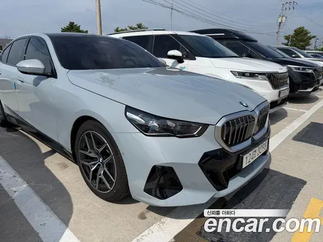 BMW 5 Series 2026 — Photo 9/20