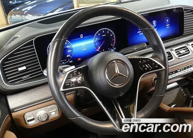 Mercedes-Benz GLE-Class 2024 — Фото 11/20