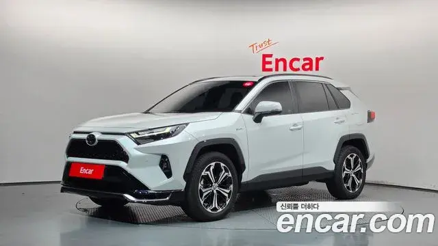 Toyota RAV4 2025 — Photo 1/20