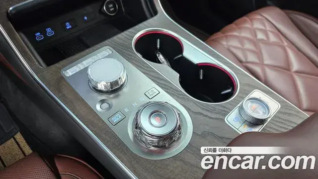 Genesis GV80 2023 — Photo 9/20