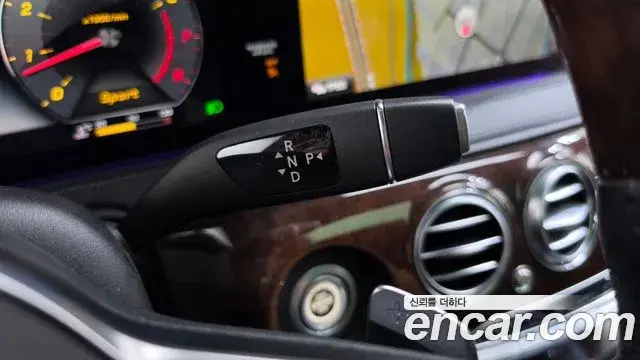 Mercedes-Benz S-Class 2018 — Фото 9/20