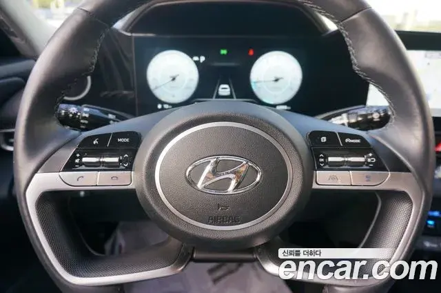 Hyundai Avante 2023 — Photo 11/20