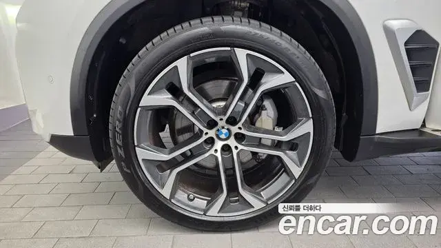 BMW X5 2023 — Фото 5/20
