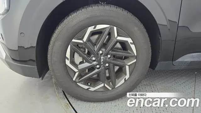 Kia Carnival 2024 — Şəkil 5/20
