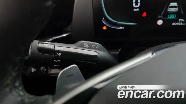 Kia Niro 2022 — Фото 20/20