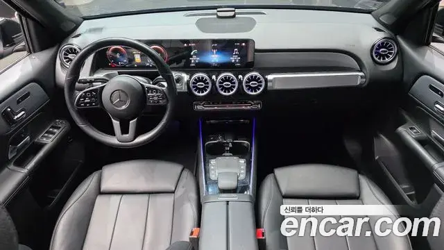 Mercedes-Benz GLB-Class 2021 — Фото 7/20