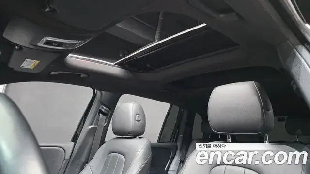 Mercedes-Benz GLB-Class 2021 — Фото 17/20