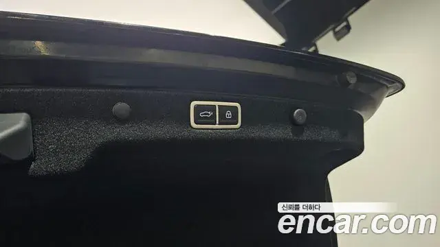 Hyundai Grandeur 2023 — Photo 20/20