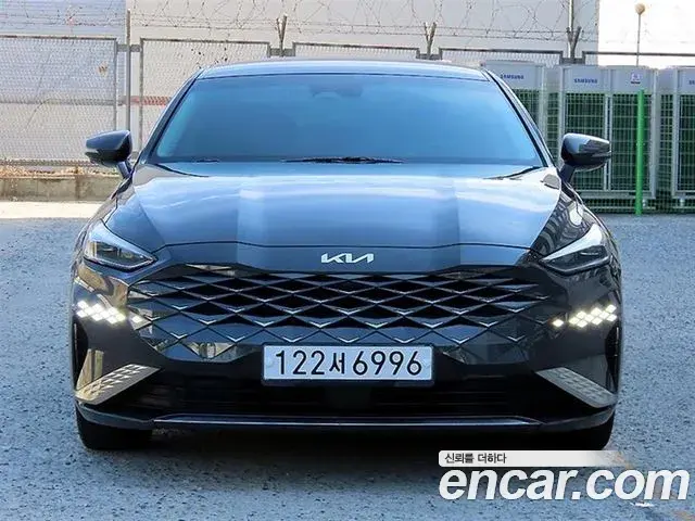 Kia K8 2022 — Şəkil 9/20