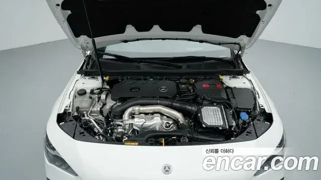 Mercedes-Benz CLA-Class 2026 — Photo 5/12