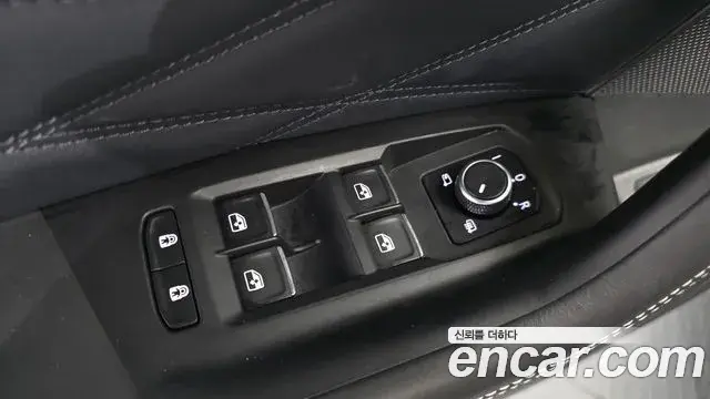 Volkswagen Touareg 2024 — Photo 8/40