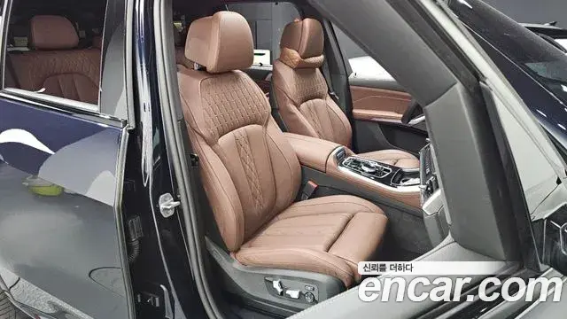 BMW X5 2025 — Фото 10/20