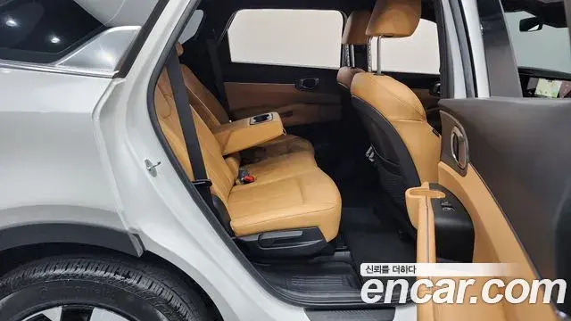 Kia Sorento 2023 — Photo 11/20