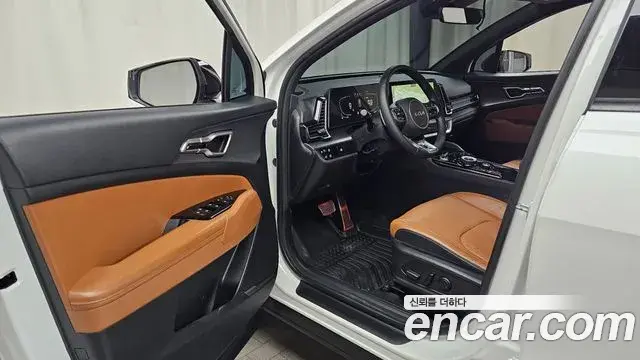 Kia Sportage 2023 — Фото 10/20