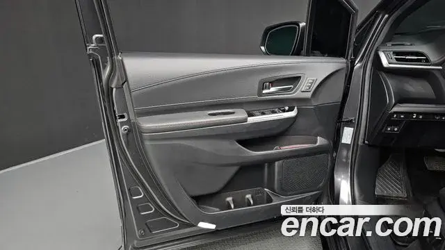 Toyota Sienna 2025 — ფოტო 14/39