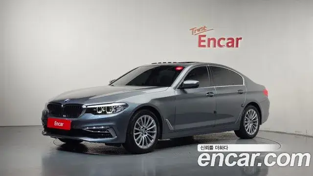 BMW 5 Series 2019 — Фото 1/20