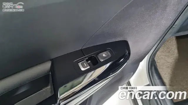 Kia Sportage The Bold 2019 — Фото 17/18