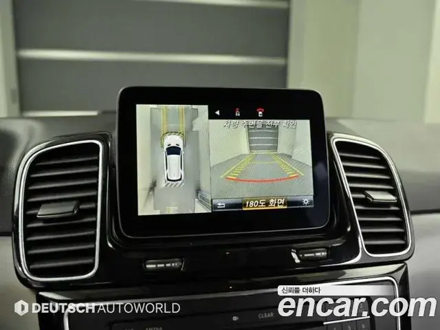 Mercedes-Benz GLE-Class 2018 — Şəkil 3/20